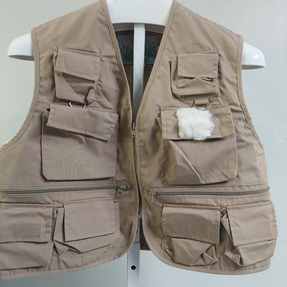 River Run‎ Vintage Tan Fishing Vest Outdoor Gear Men Size Small Waterproof Zip